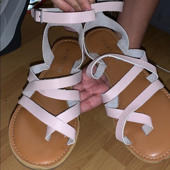 cute sandals - Picture 1 of 1